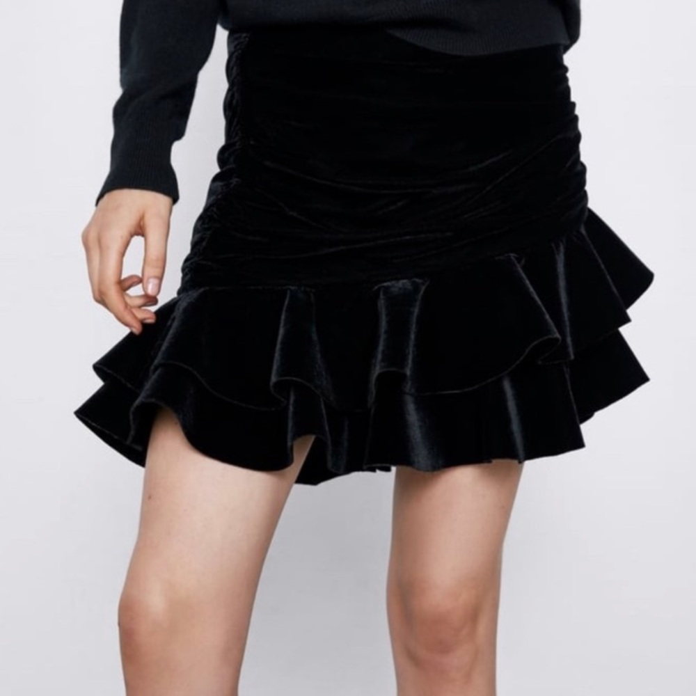 Zara Black Velvet Mini Skirt